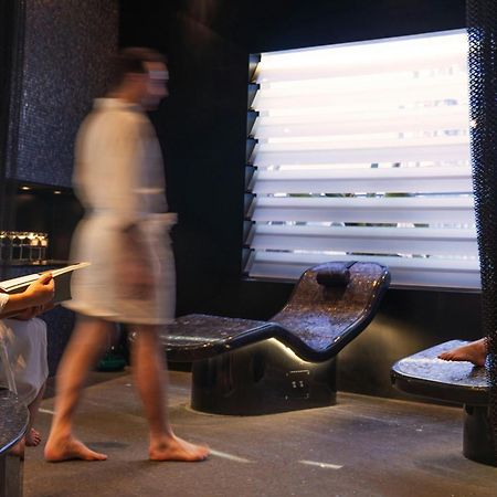 W Bangkok Hotel Zewnętrze zdjęcie
